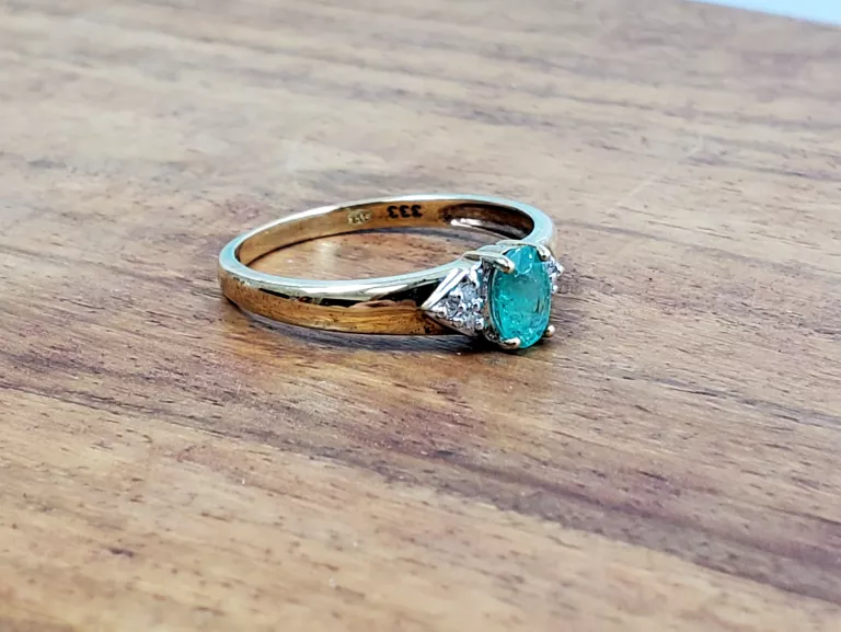 zloty-pierscionek-szmaragd-i-brylanty-05-003-ct-333-166-g-r-17-waga-166