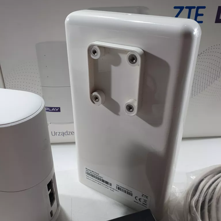 ZTE NETBOX MC7010 PLAY ZESTAW