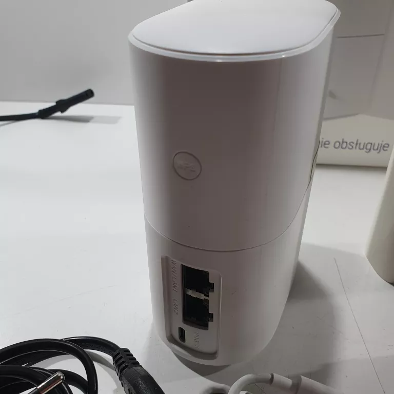 ZTE NETBOX MC7010 PLAY ZESTAW