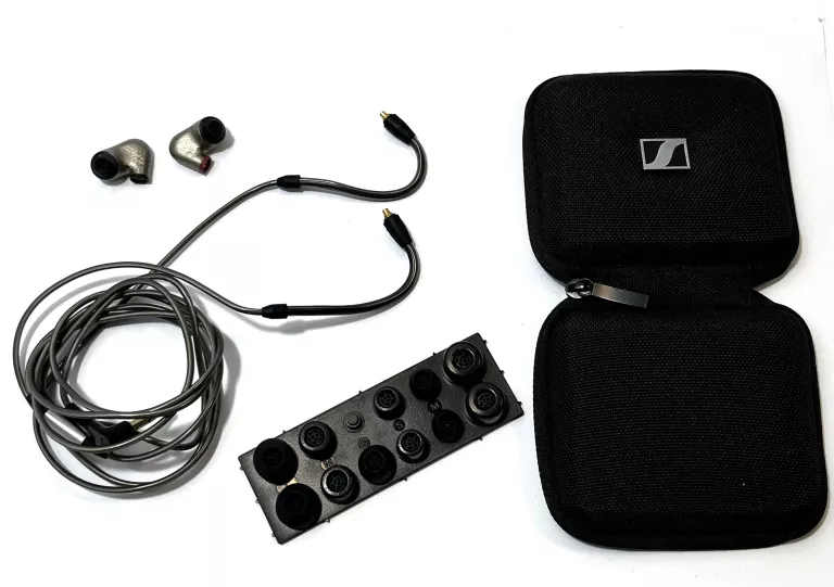 SŁUCHAWKI SENNHEISER IE 600 WRAZ Z ETUI I KABLEM PRZEWODZĄCYMI