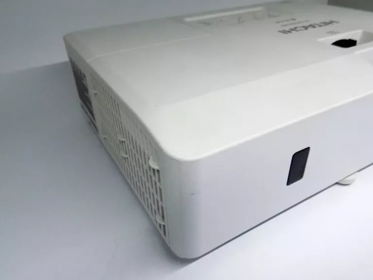 WYRAŹNY PROJEKTOR HITACHI CP-EW3551WN 3,800 ANSI