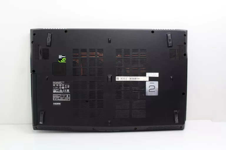 LAPTOP MSI GL62 I5-7300 8GB/128GB+1TB GTX 1050