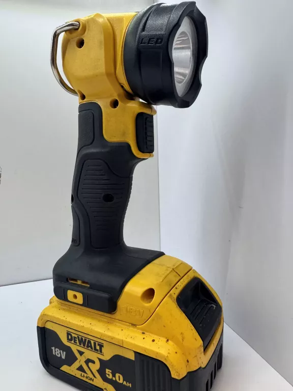 LATARKA DEWALT DCL040,AKU