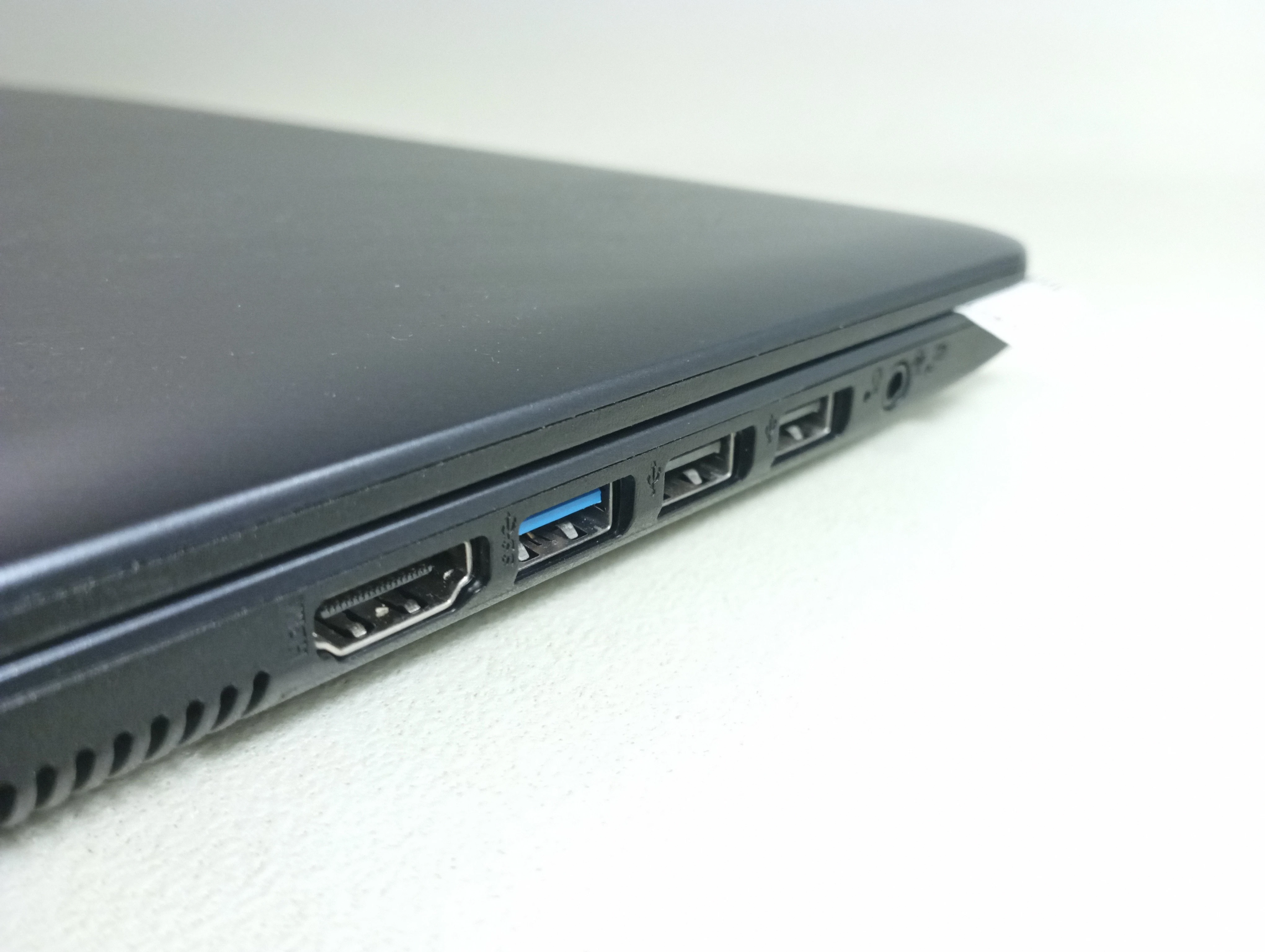 laptop-asus-x543m-4256-przekatna-ekranu-1560