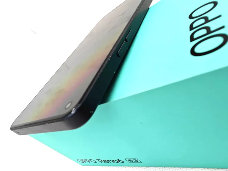 TELEFON OPPO RENO 6 128 GB +PUDEŁKO, KOSTKA, SŁUCHAWKI