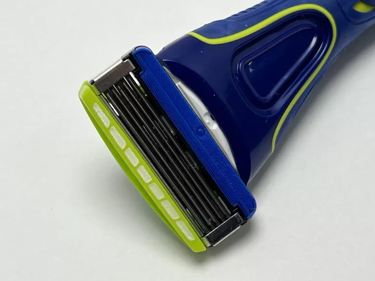 MASZYNKA DO GOLENIA WILKINSON HYDRO 5 GROOMER