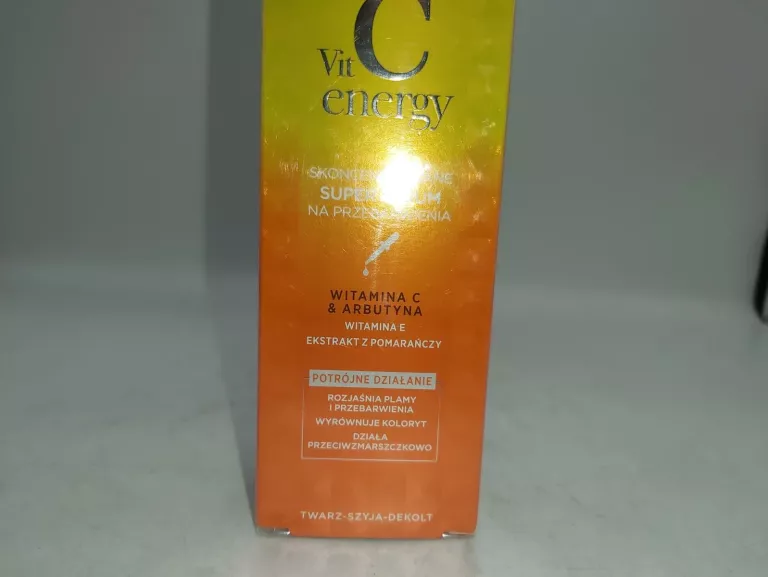 SUPER SERUM NA PRZEBARWIENIA EVELINE VIT C ENERGY ARBUTYNA