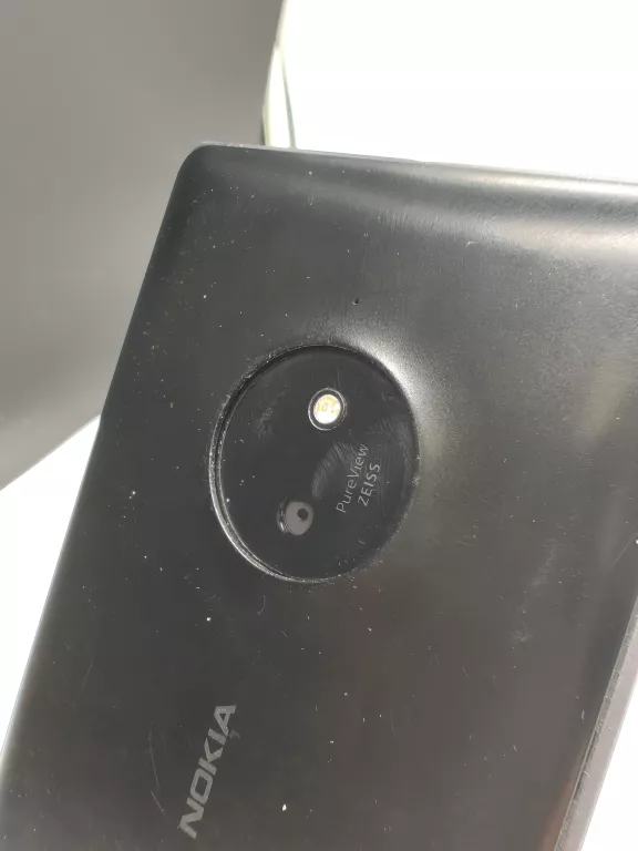 telefon-nokia-lumia-830-stan-11323-2