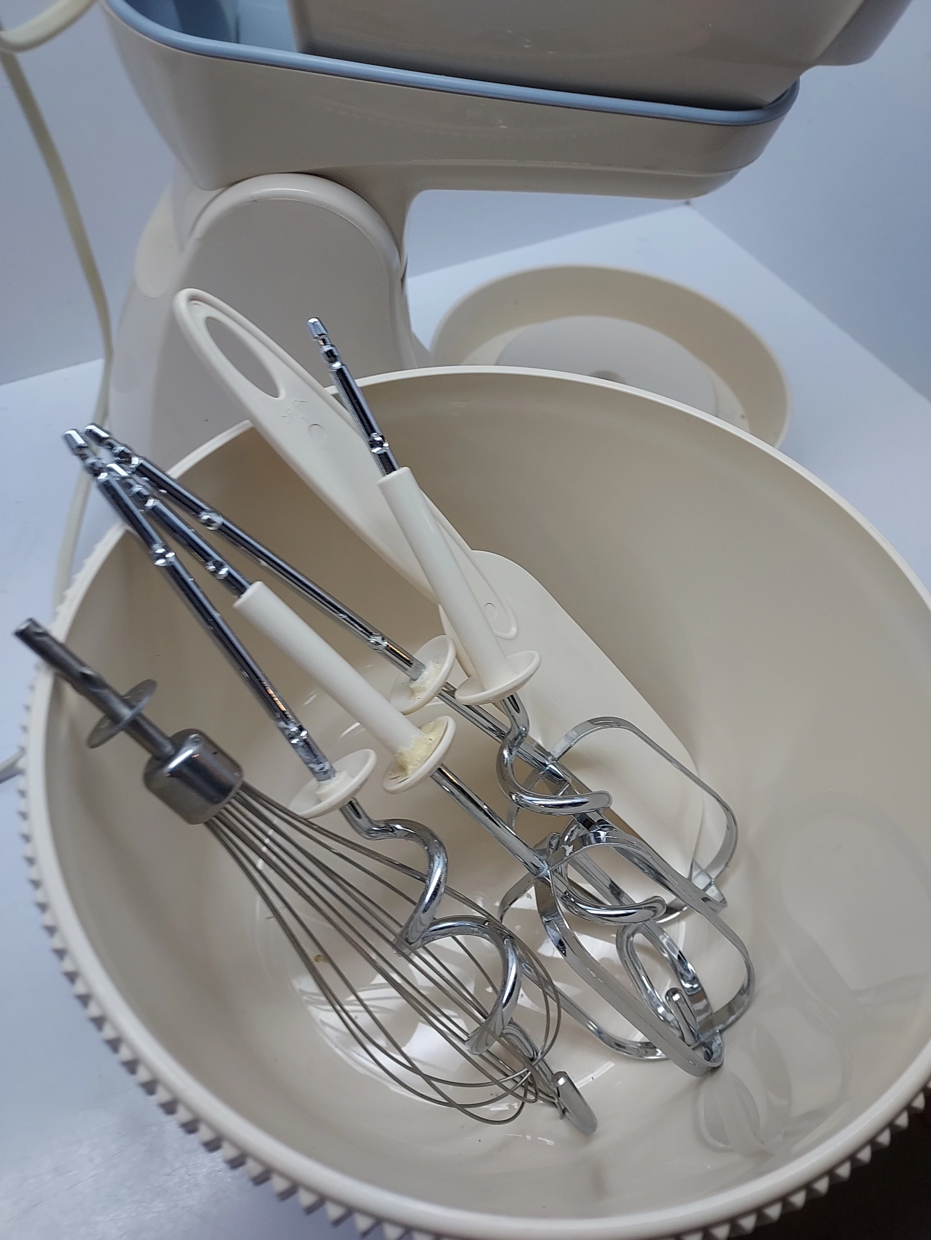 mikser-philips-cucina-hr-15656-350w-marka-3229-4