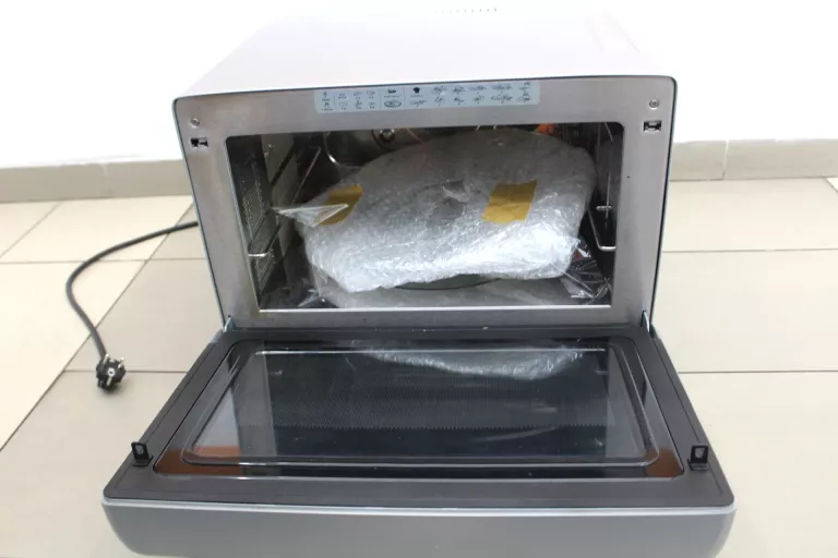 WIELOFUNKCYJNA KUCHENKA MIKROFALOWA BAUKNECHT JET CHEF MW 179 IN