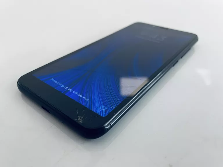 TELEFON XIAOMI REDMI 6 3 GB / 32 GB 4G (LTE) CZARNY