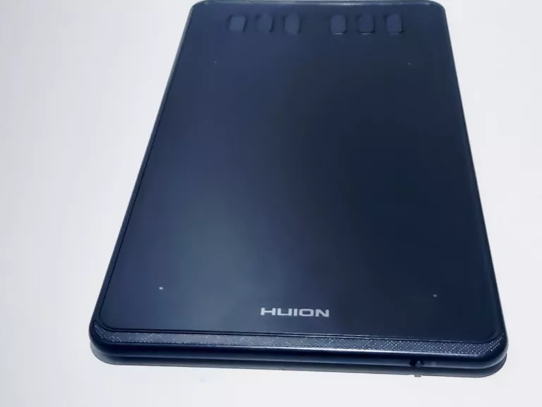 TABLET GRAFICZNY HUION H640P