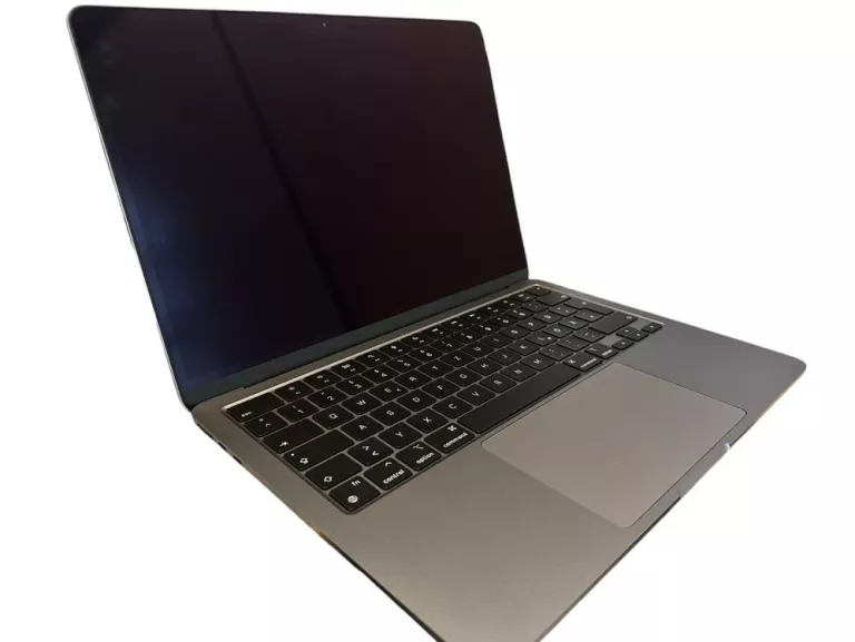 LAPTOP MACBOOK AIR 13 M3 CHIP / 8GB / 256 GB SSD