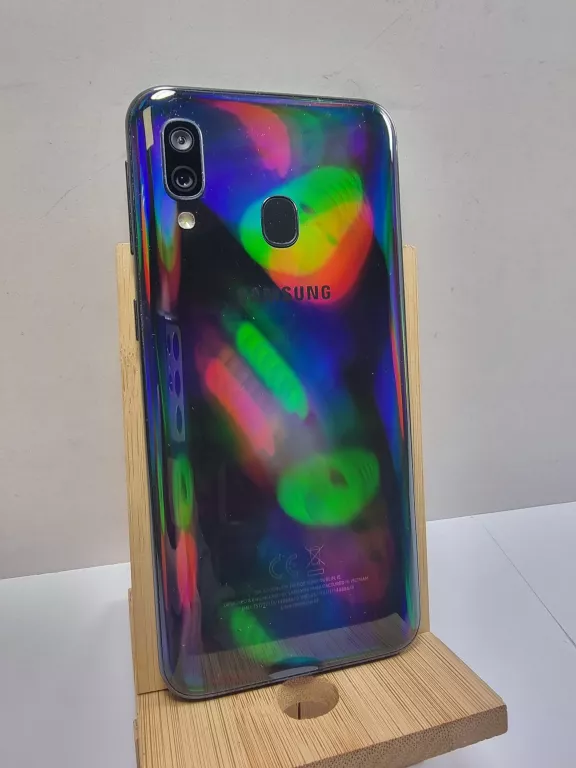 SAMSUNG GALAXY A40 4/64GB