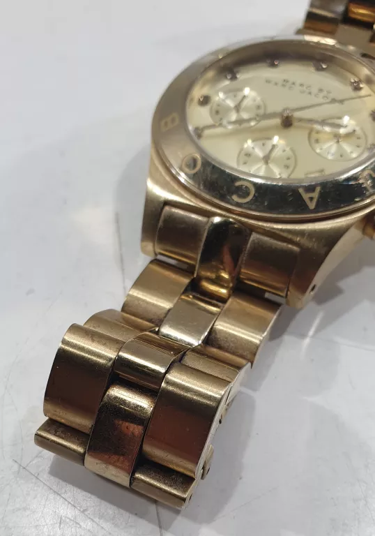 ZEGAREK MARC JACOBS MBM3101 ZŁOTY