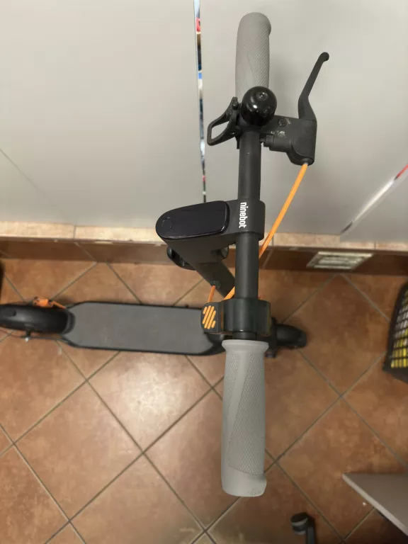 HULAJNOGA ELEKTRYCZNA SEGWAY NINEBOT KICKSCOOTER F40D II CZARNY