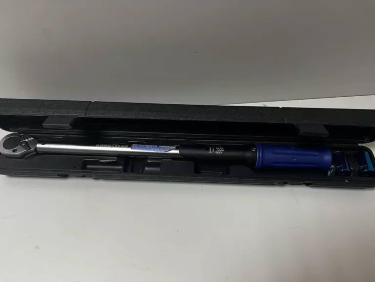 KLUCZ DYNAMOMETRYCZNY GOODYEAR 75522 42-210 NM (USZKODZONY)