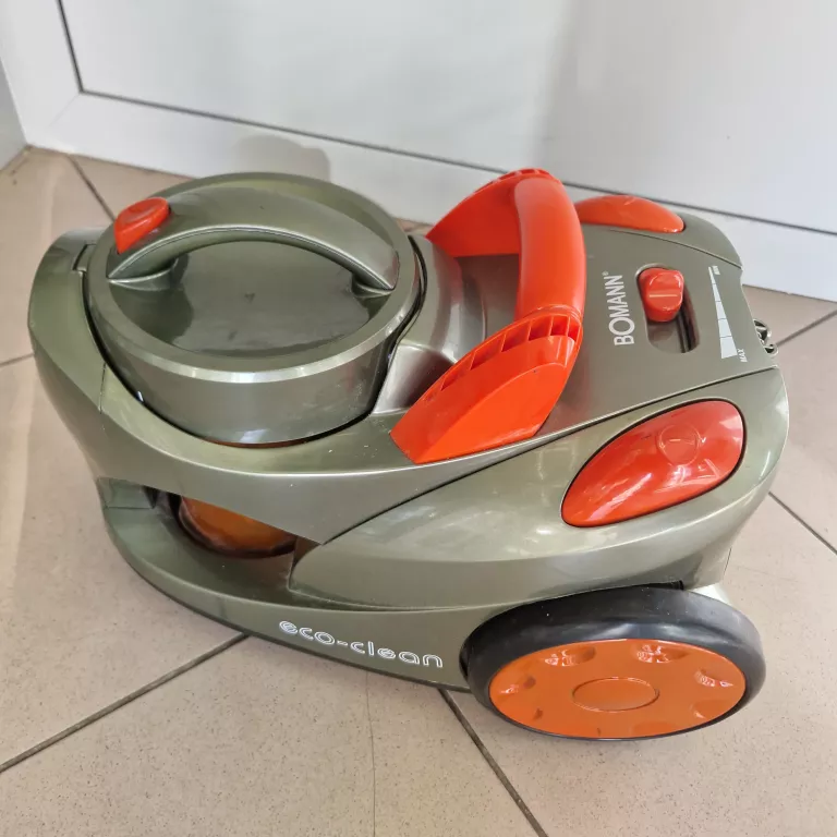 ODKURZACZ BOMANN BS 9016 700W