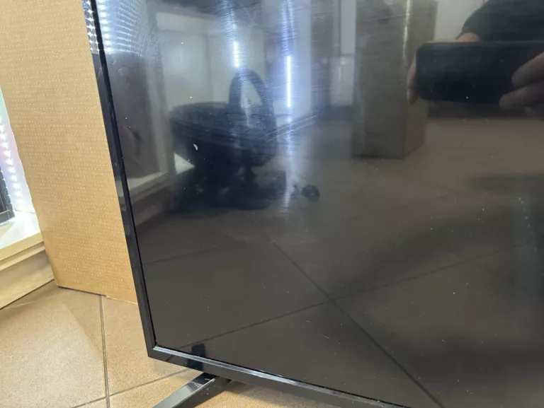 TELEWIZOR AKAI LET32FHD3283 + PILOT