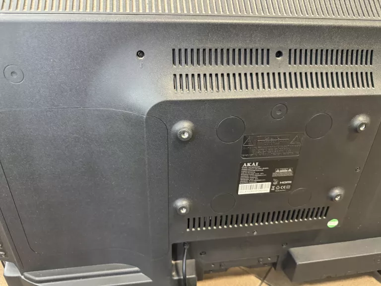 TELEWIZOR AKAI LET32FHD3283 + PILOT