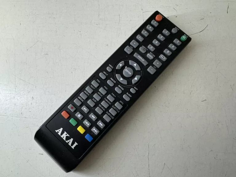 TELEWIZOR AKAI LET32FHD3283 + PILOT