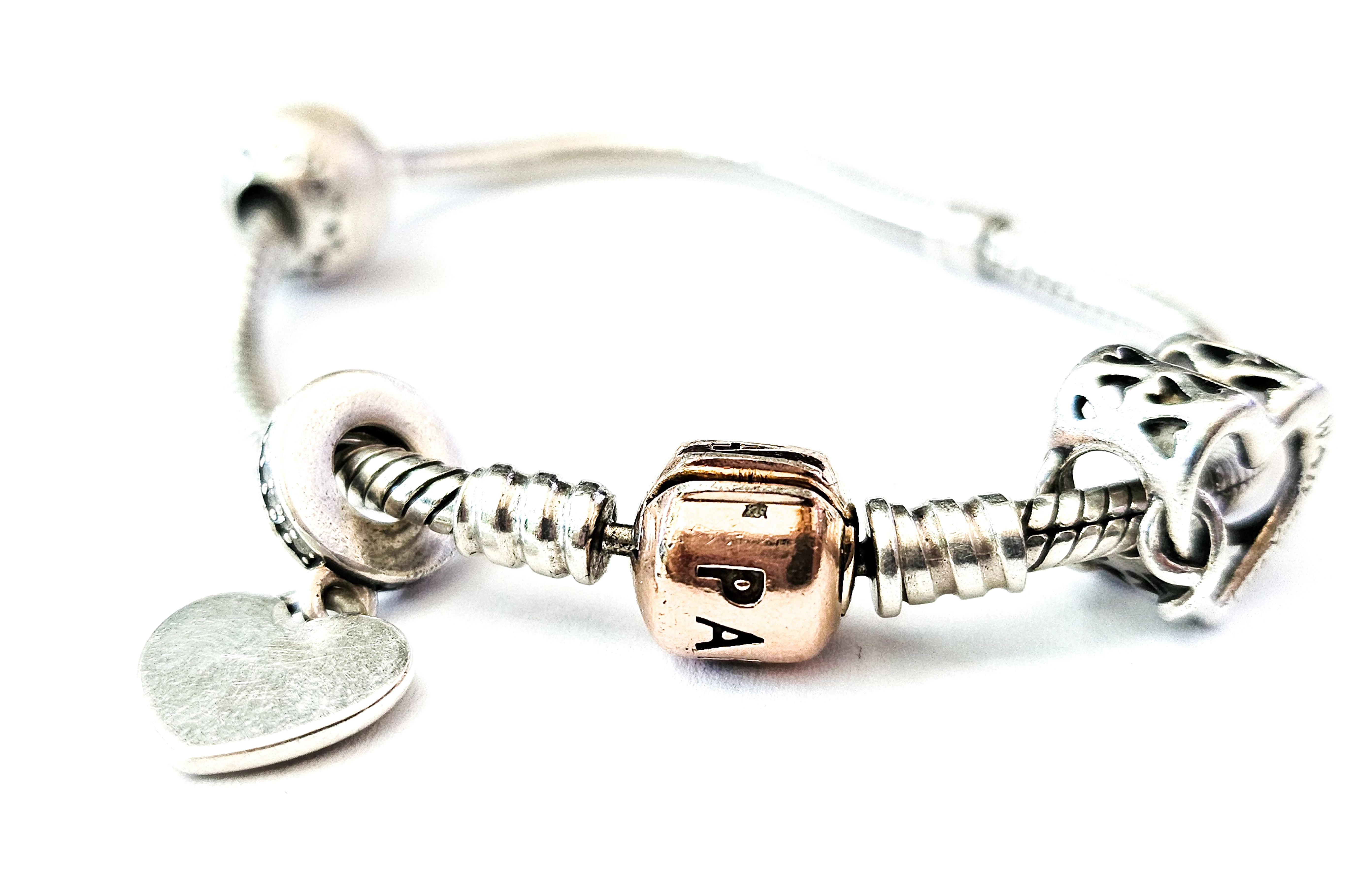 srebrna-bransoleta-damska-material-15835-4