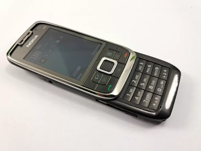TELEFON KLAWISZOWY NOKIA E66