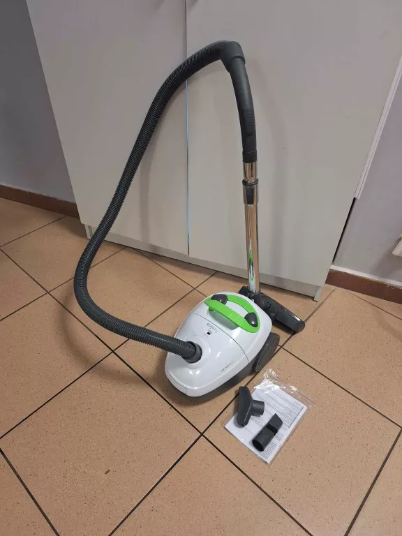 ODKURZACZ AMICA FUNKCJOMNALNY Z FILTREM EPA 10