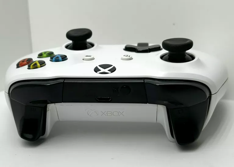 PAD DO XBOX ONE 1708 BIAŁY