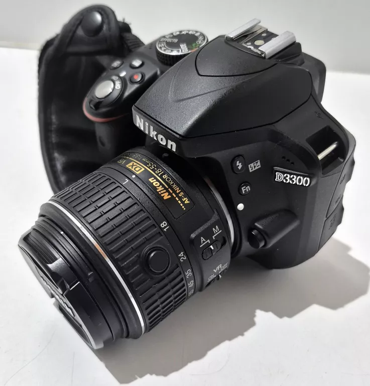 APARAT NIKON D3300 + OBIEKTYW AF-S 18-55MM