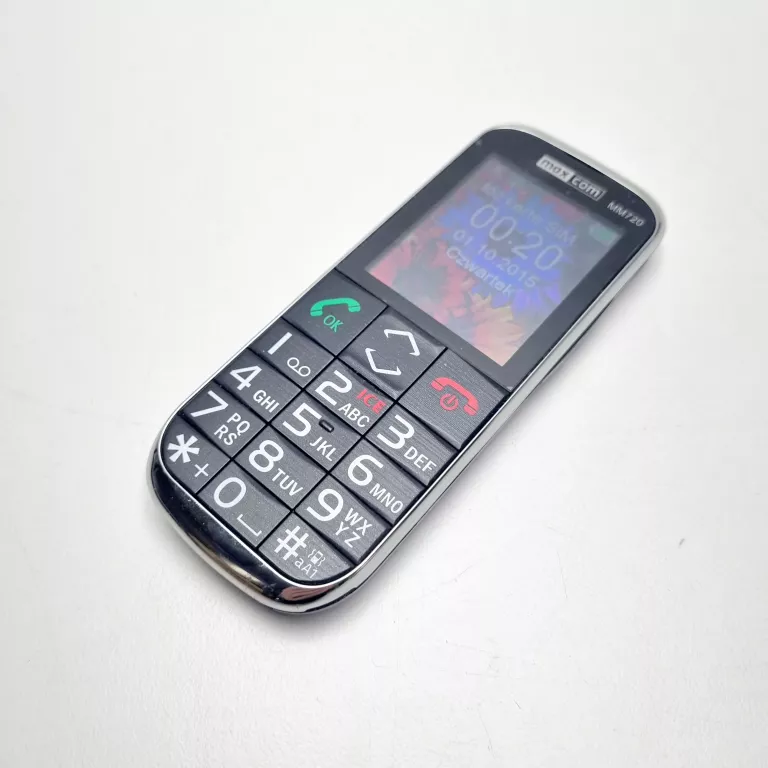 TELEFON MAXCOM MM720