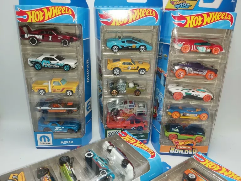 ZESTAW HOT WHEELS 5 SZT RÓŻNE RODZAJE