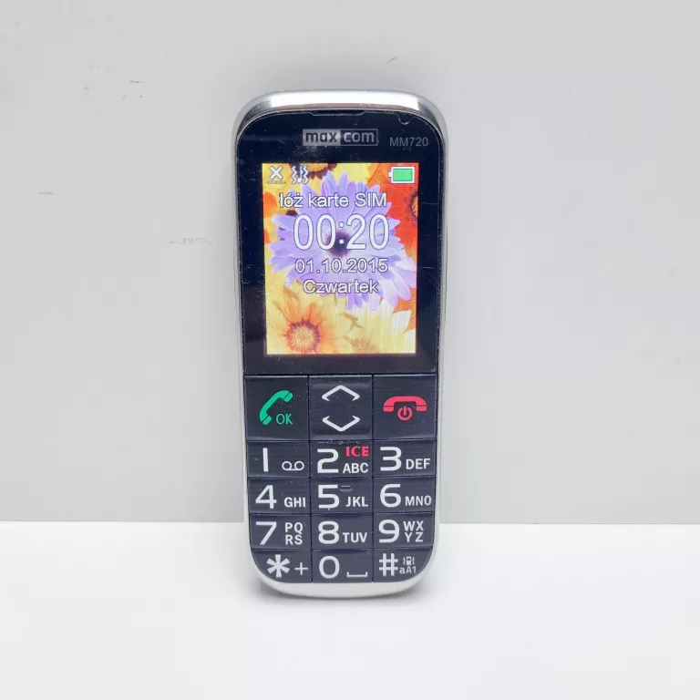 TELEFON MAXCOM MM720