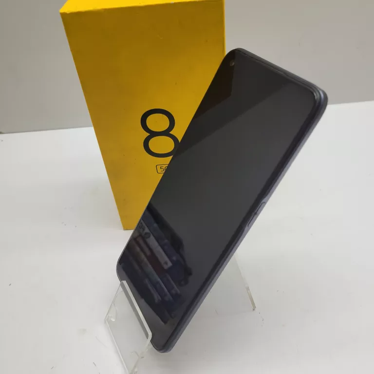 TELEFON REALME 8