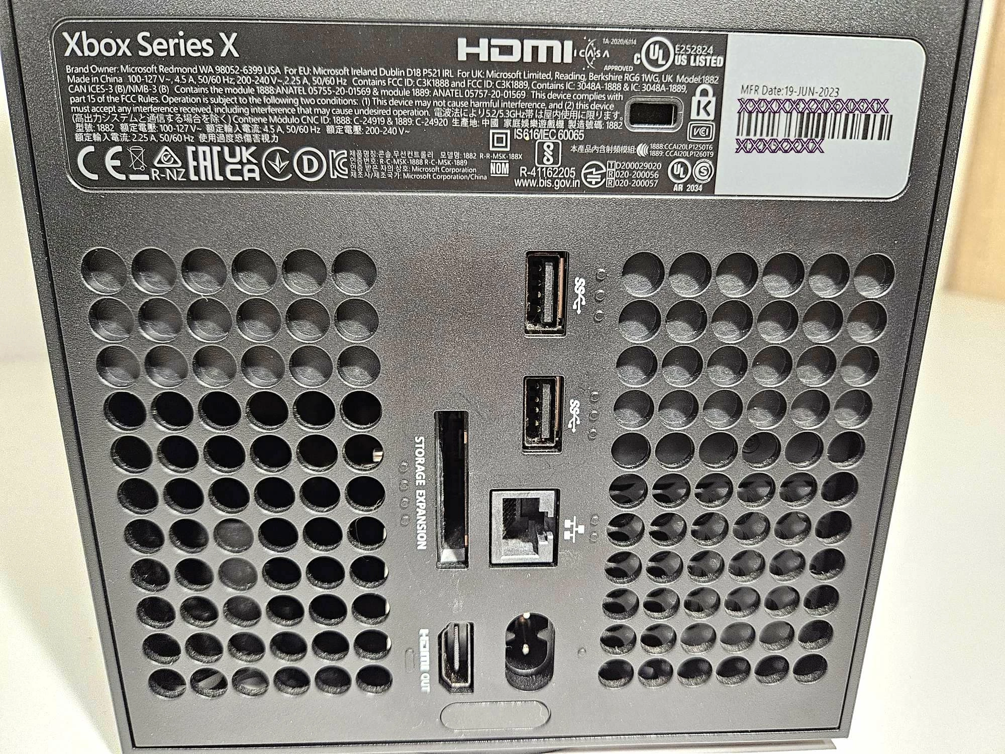 xbox-series-x-1tb-komplet-stan-11323-2