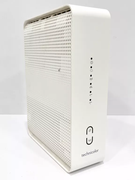ROUTER TECHNICOLOR CGA2121