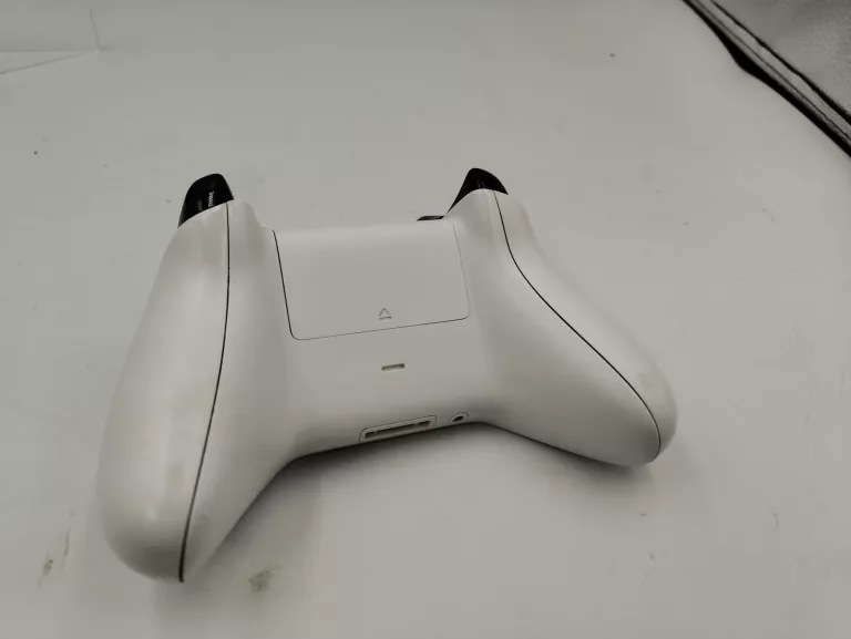 PAD XBOX ONE BIAŁY 1708