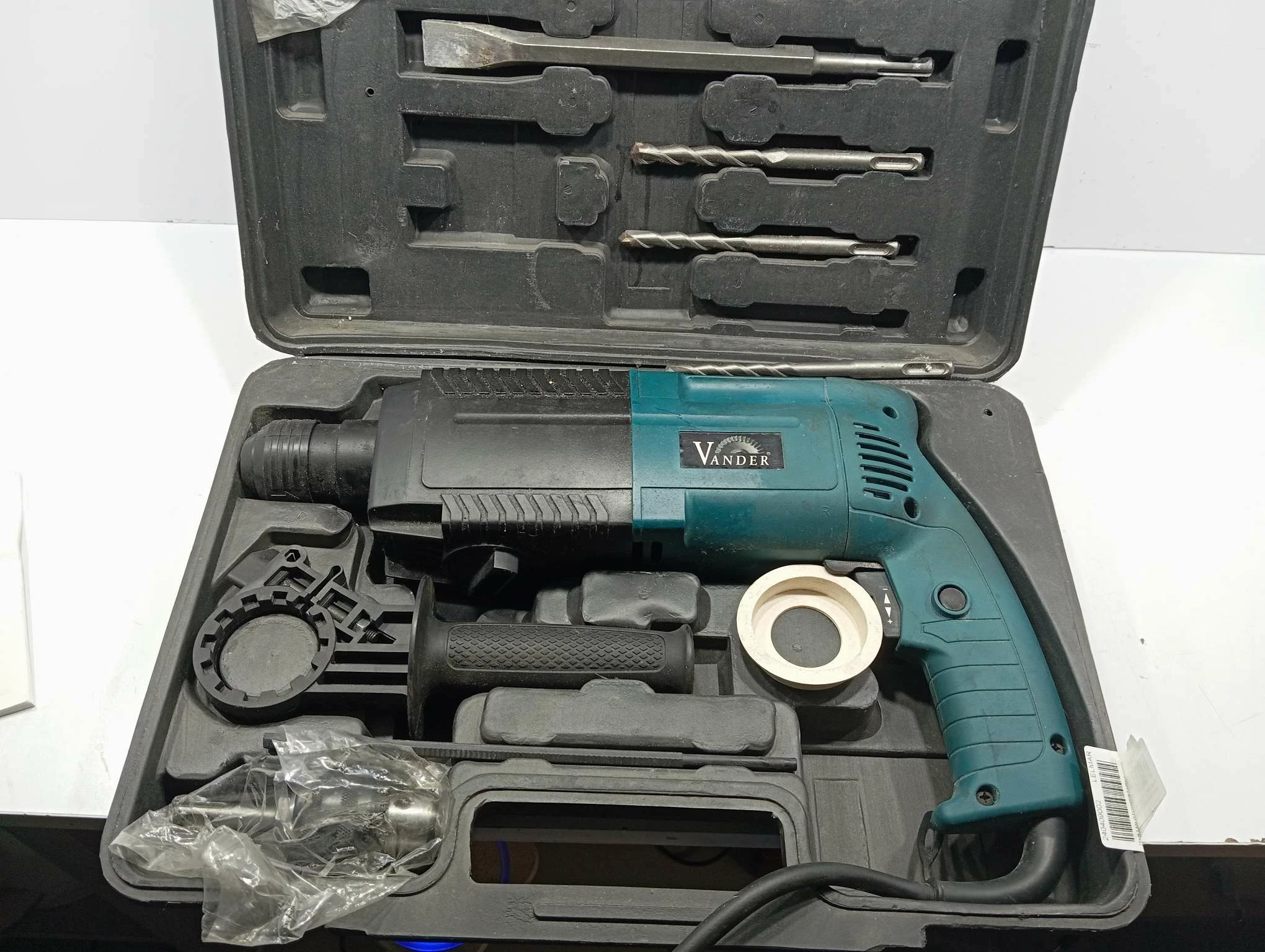 mlotowiertarka-vander-vmu704-920w-walizka-bielska-45-plock