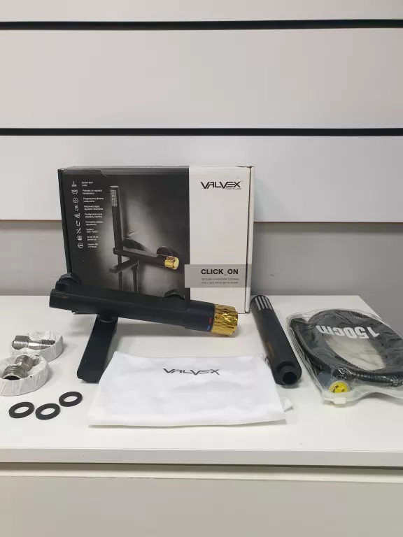 BATERIA WANNOWA CZARNO-ZŁOTA CLICK ON VALVEX