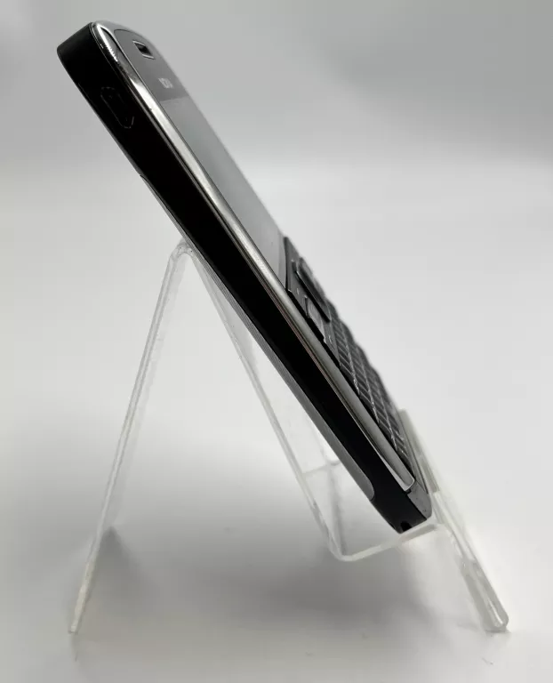 TELEFON KOMÓRKOWY Z KLAWIATURĄ NOKIA E72 USZKODZONY NA CZĘŚCI!
