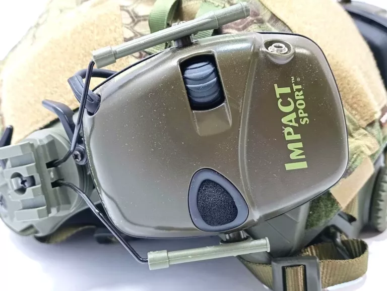 KASK ASG EMERSONGEAR + SŁUCHAWKI IMPACT SPORT