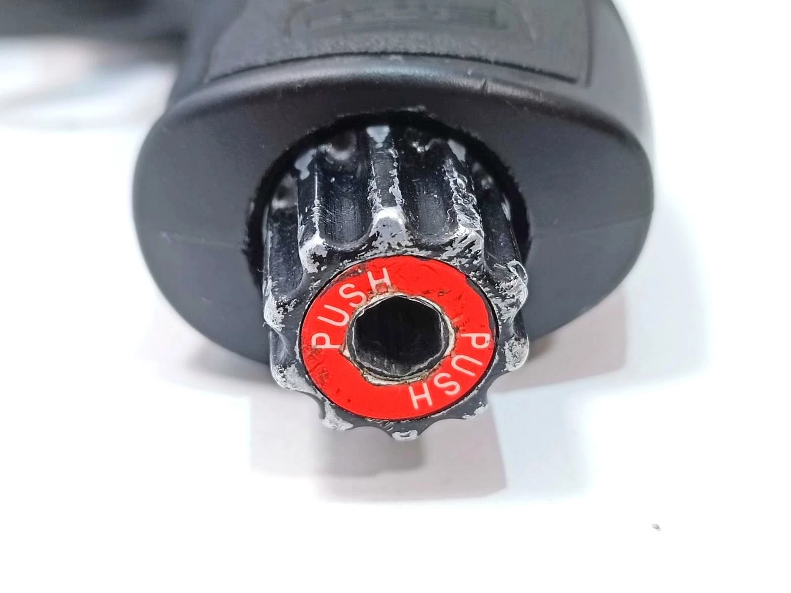 rewolwer-hdr-50-kabura-waga-068