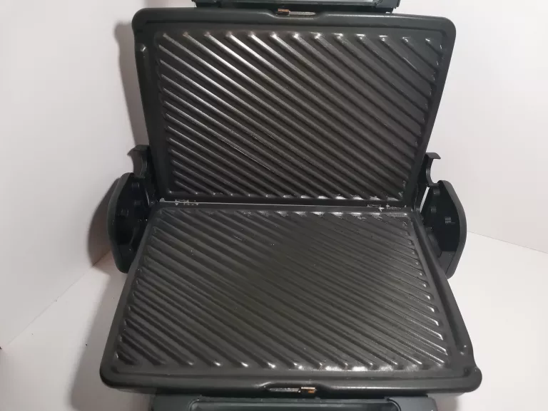 GRILL ELEKTRYCZNY DELONGHI CG298