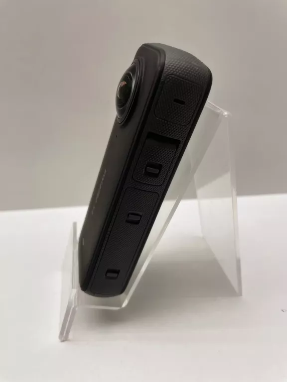 KAMERA INSTA360 X3 OUTDOOROWA SPORTOWA 5.7K RAW WI-FI CMOS PORYSOWANY OBIE