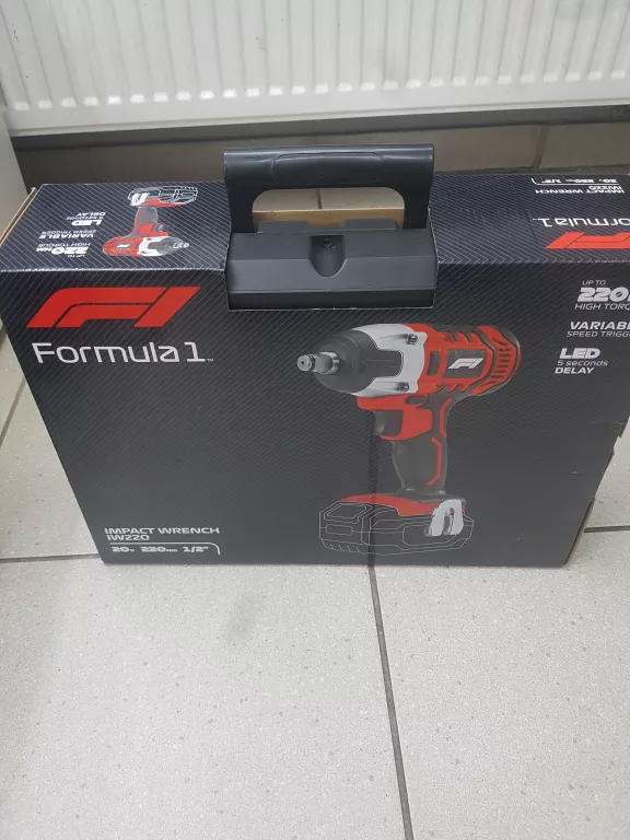 klucz-udarowy-do-kol-formula-1-iw300nasadki-ean-gtin-4038373002259