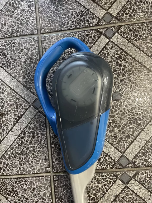 BLACK&DECKER ODKURZACZ DOMOWY AKUMULATOROWY DUSTBUSTER (DVJ325BF-QW)