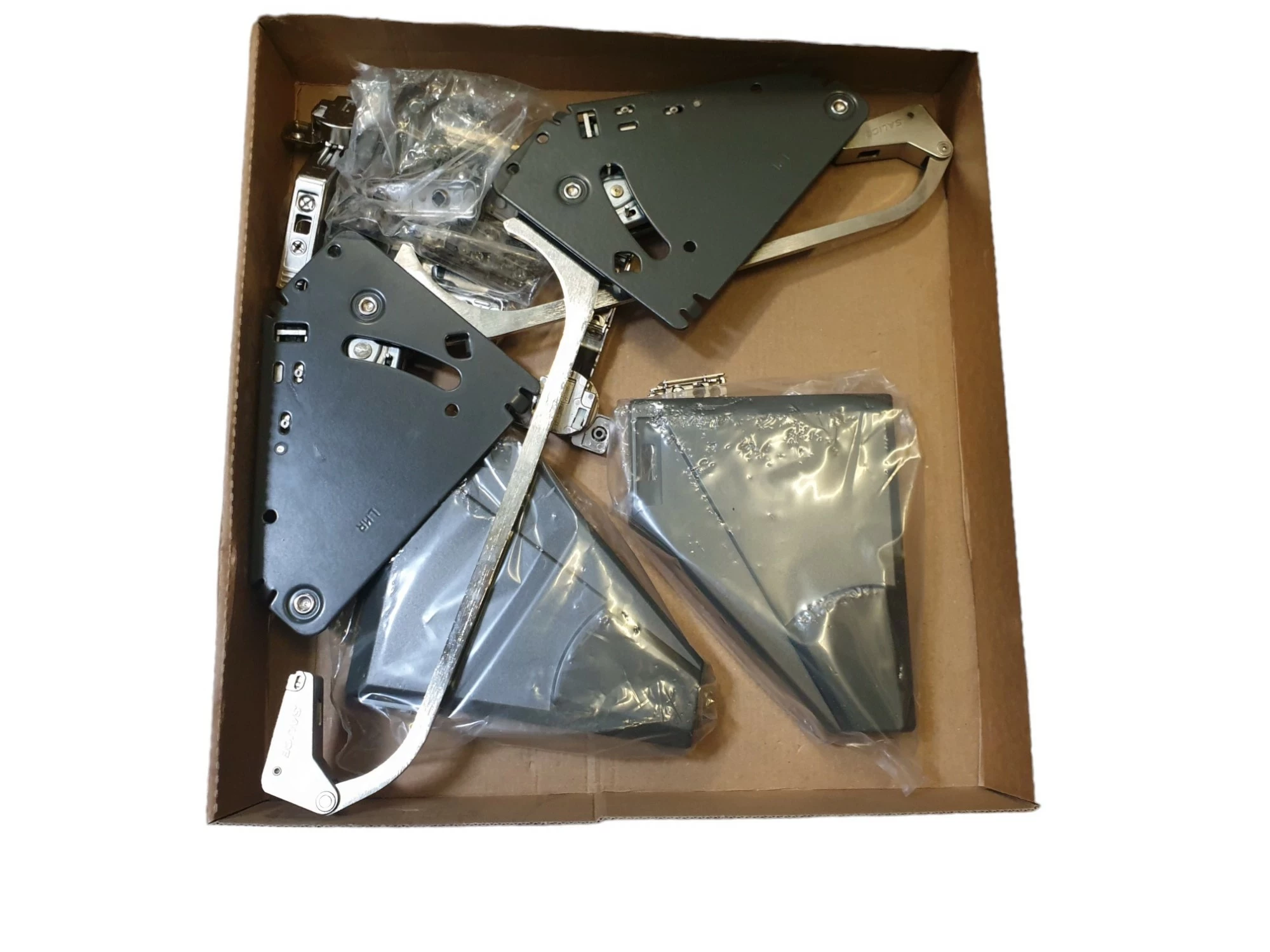 zestaw-do-drzwi-podwojnie-skladanych-otwarta-4-wroclaw-milz-1