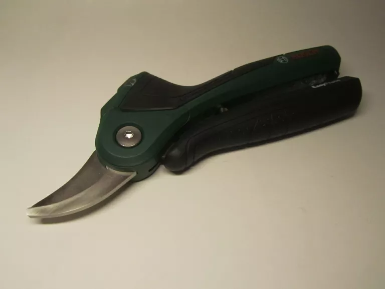 SEKATOR AKUMULATOROWY BOSCH EASYPRUNE