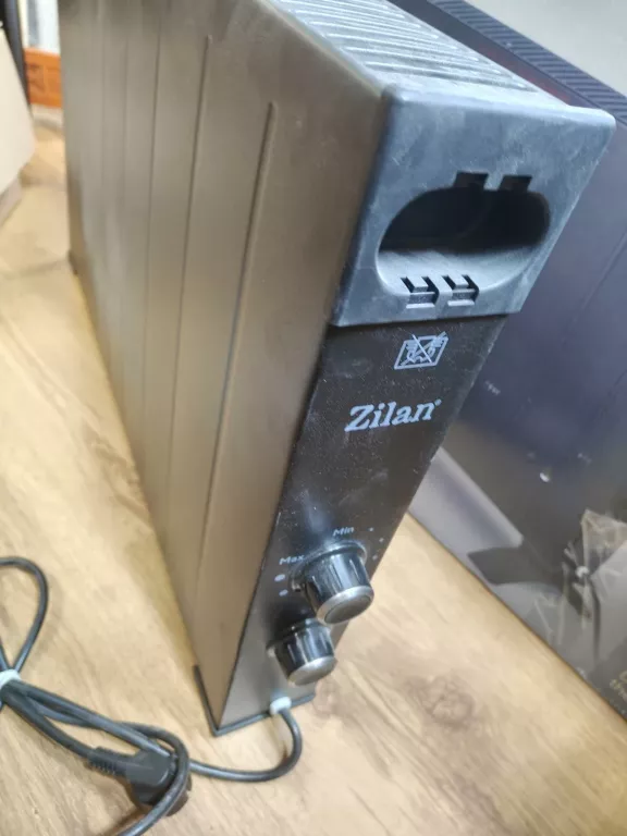 GRZEJNIK ZILAN ZLN6241 2500W PUDEŁKO