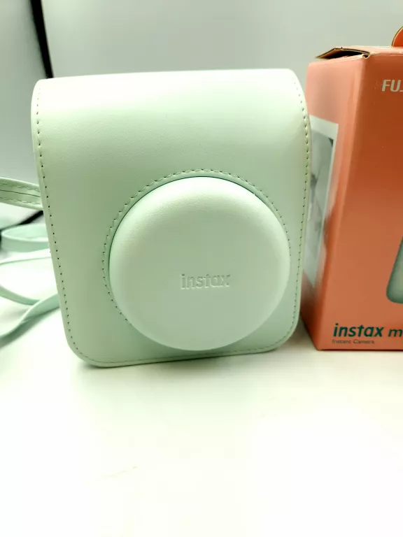 FUJIFILM INSTAX MINI 12 + ETUI RAMKA SHACOLLA